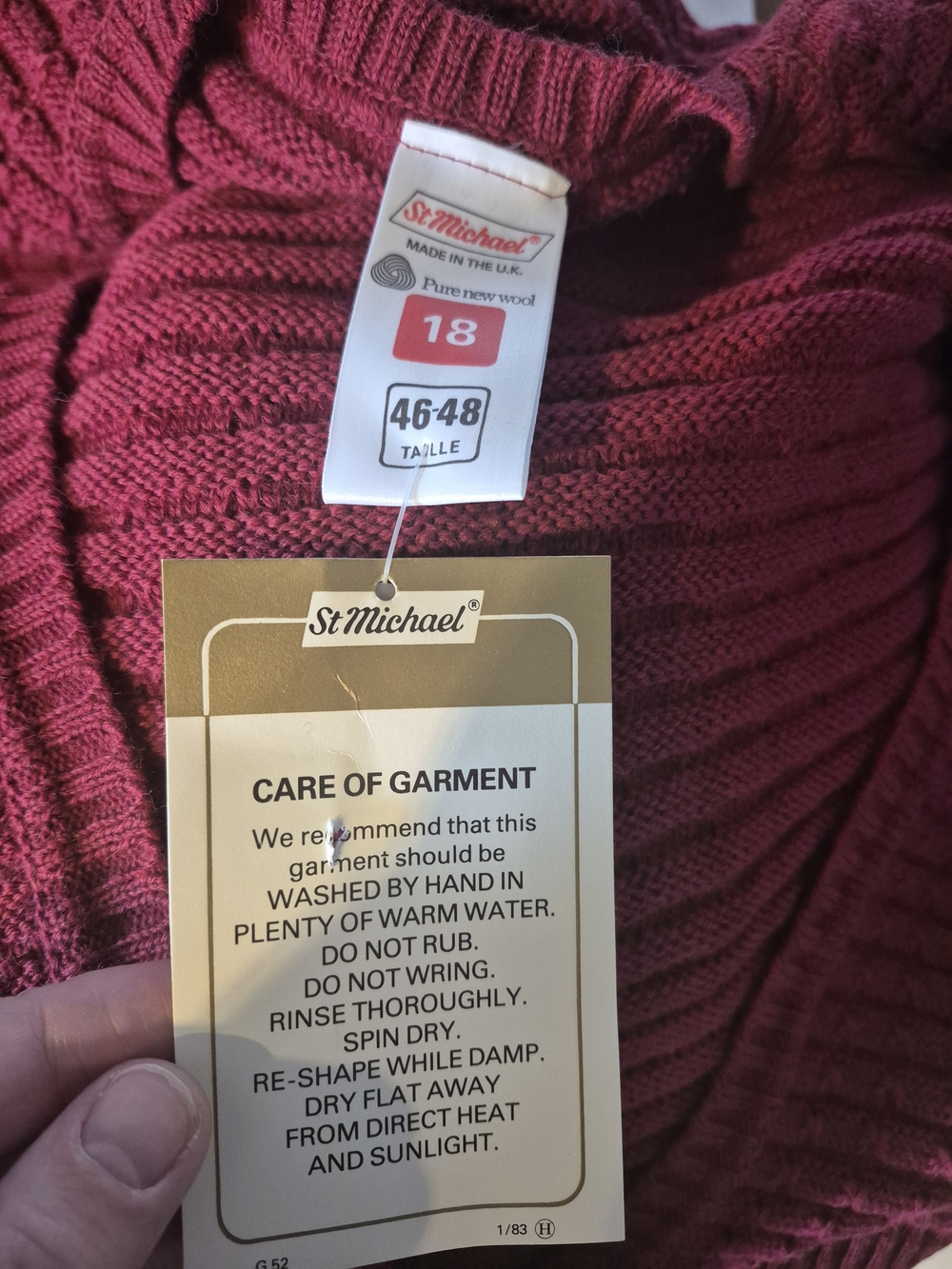 Women's Raspberry Textured V-Neck Cardigan with Buttons - Picture 2 of 2